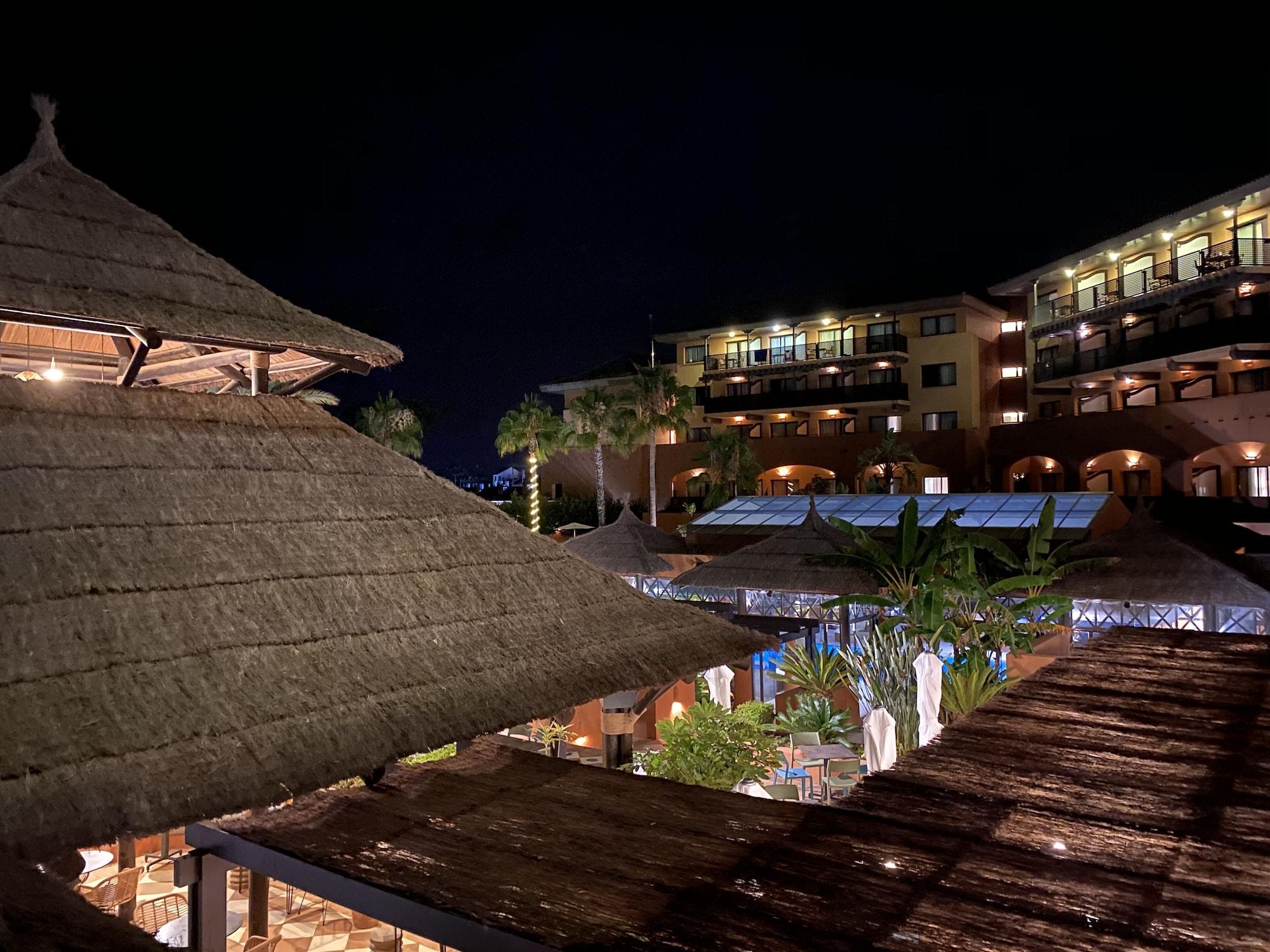 Doubletree By Hilton Islantilla Beach Golf Resort Exterior foto